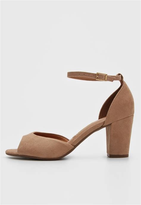 Sand Lia Vizzano Suede Nude Compre Agora Dafiti Brasil