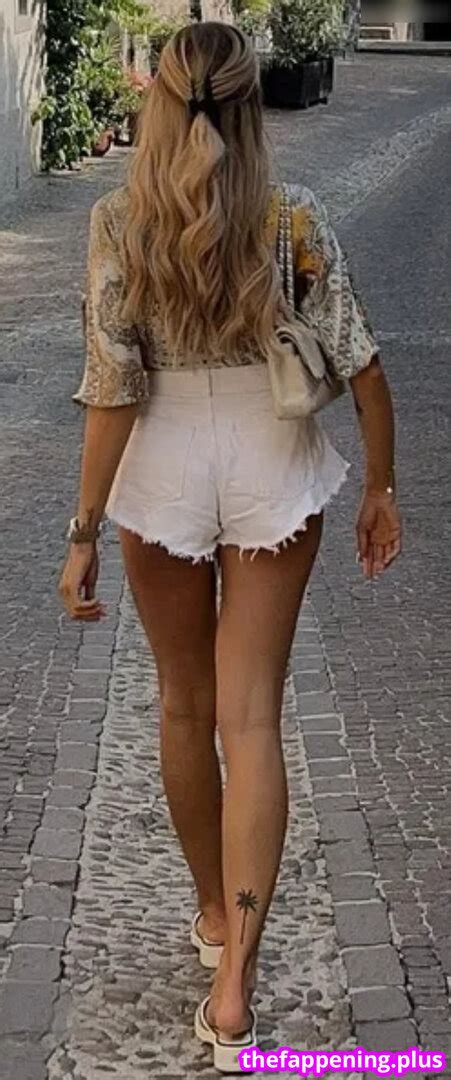 Gerda Lewis Sarahtoninx Nude OnlyFans Photo The Fappening Plus