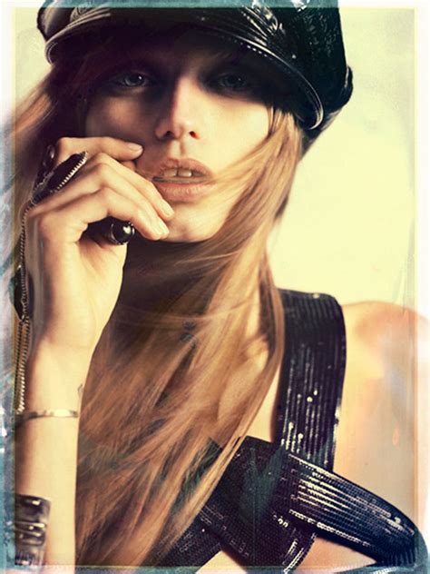 Shampalove Very Naked Inspiring Abbey Lee