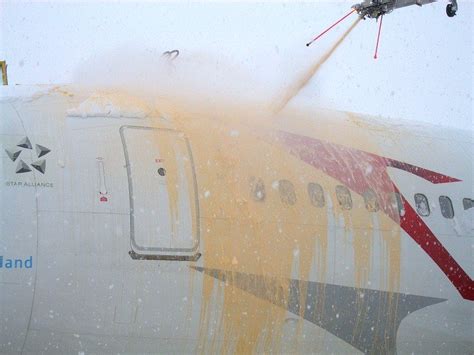 AIRCRAFT DEICING ANTI ICING TIDBITS Simanaitis Says