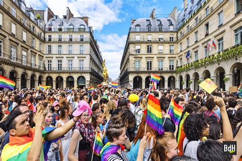 2017 40e anniversaire de La Marche des Fiertés LGBT à Paris