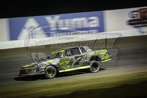 01 05 23 IMCA Stock Cars Speedway Shots