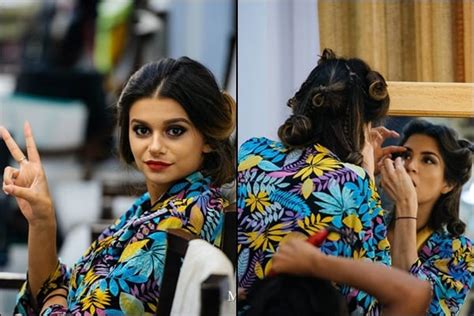 Mướt mắt với những hình ảnh nóng bỏng trong hậu trường thi bikini của Hoa hậu Hòa bình