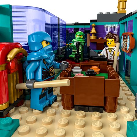 Bricker - Конструктор LEGO 71799 NINJAGO City Markets
