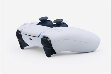 Sony официально показала геймпад для PlayStation 5
