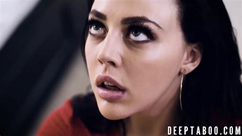 Stepdad Cant Wait To Fuck His Hot Stepdaughter Really XHamster