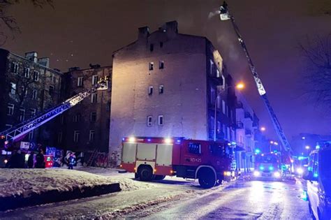 Po Ar Na Pradze P Noc W Warszawie Pi Ciu M Czyzn Omal Nie Sp On O