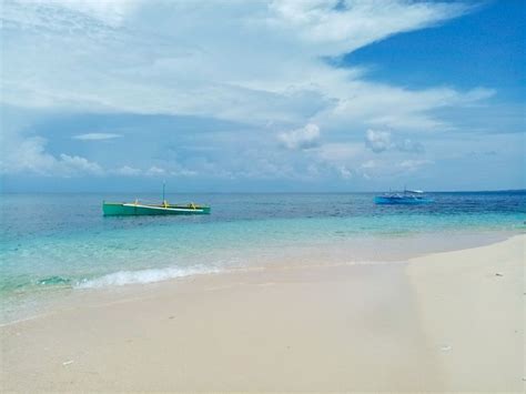 15 BEST BEACHES IN PANGASINAN (Top Picks for 2024)