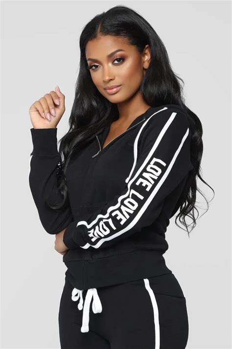 2020 Custom Latest Sexy Two Piece Set Girls Tracksuits Sports Wear