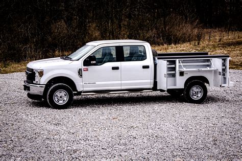 PTR | F250 and 2500 Open Service Truck Rentals