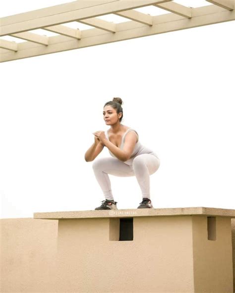 Mallu Actress Dr Arya Menon Hot Yoga Photos In Tight Gym Outfit Glamsundari In