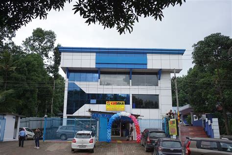 KUMAKA Multi Brand Car Service Center Kerala