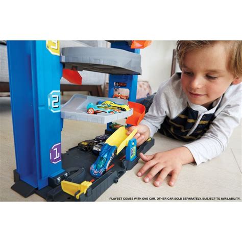 Set De Joaca Hot Wheels Garajul Cu Cascadorii Noriel