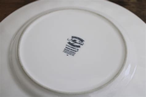 English Wedgwood Colosseum Pattern Pure White China Bread Butter Plates