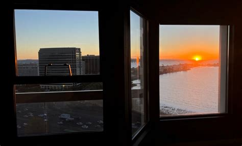 Pacific Park Plaza Apartment For Rent In Emeryville Ca