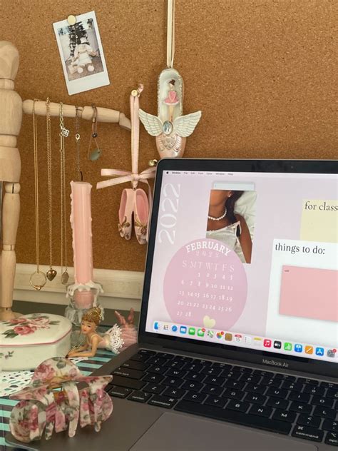 desk setup 🩰 | Pink aesthetic, Desk setup, Academia aesthetic