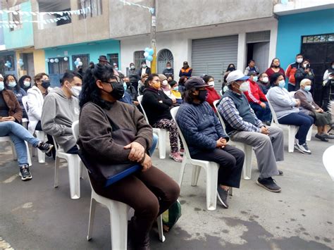 MUNICIPALIDAD DE ATE ENTREGA HABILITACIONES URBANAS DE OFICIO A VECINOS