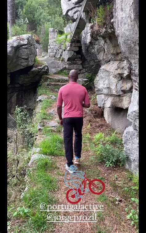 Vidéo Sur Instagram Chacun A Par Exemple Partagé Une Vidéo Où On Les