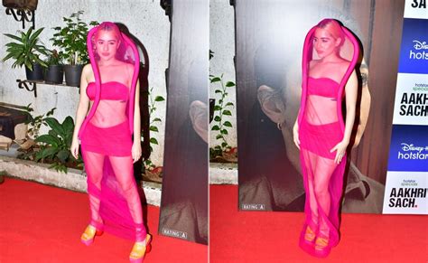 When It S Uorfi Javed In A Pink Co Ord Set Expect Her To Be One Big Hot Mess Er Mesh