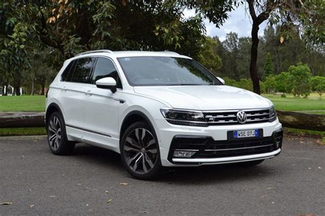 Volkswagen Tiguan 162tsi R Line 2017 Review Road Test Video Carsguide