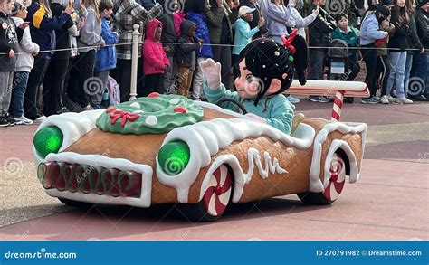 2022 Mickeys Once Upon A Christmastime Parade At The Disney Magic