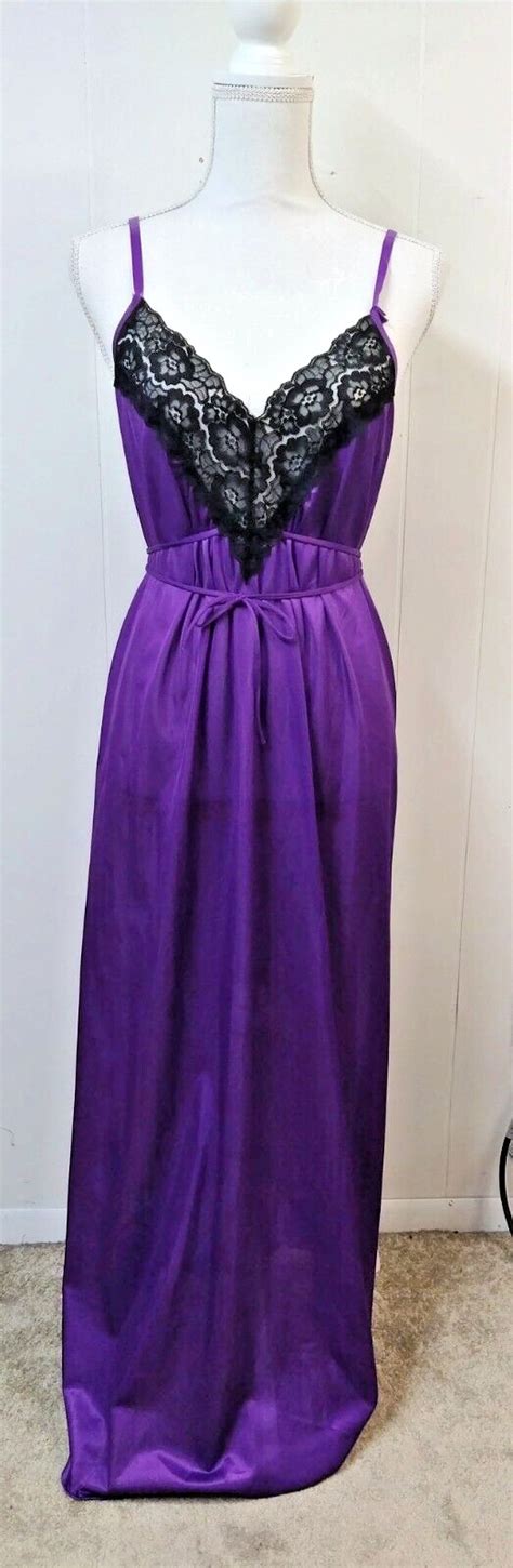 Vtg Undercover Wear Wm M Lingerie Nightgown Royal Pur Gem