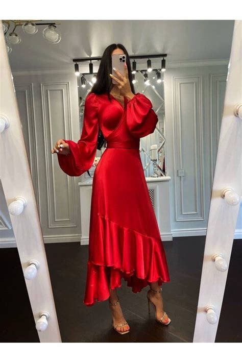 Платье шелковое на запах Сахар Красное | Elegant silk dresses, Women's ...