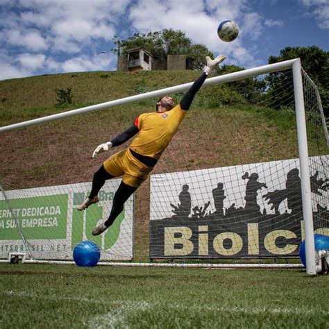 Titular E Em Boa Fase Lucas Arcanjo Se Aproxima Dos Jogos Pelo