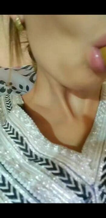 Bent Alger Sghiiiira W 7araaaaa Arab Porn Feat Areya Fire XHamster