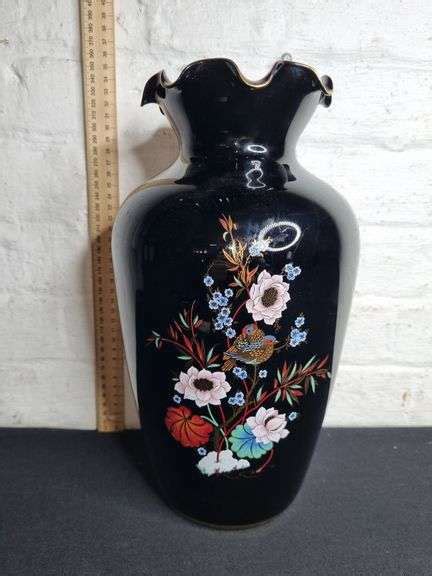 Vintage Black Glass Vase Tullochs Auctions