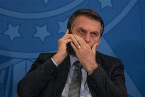 Pf Indicia Bolsonaro Sobre Falsifica O De Cart O De Vacinas Noticias