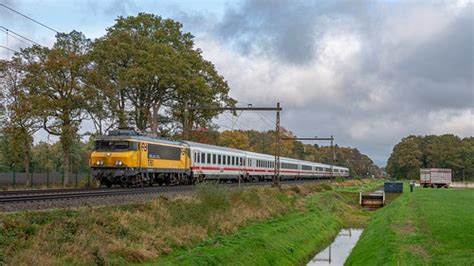 Deurningen NSI 1761 IC 146 Amsterdam Centraal Bij Het Twen Flickr