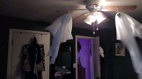 My bedroom is haunted! 👻 : r/halloween