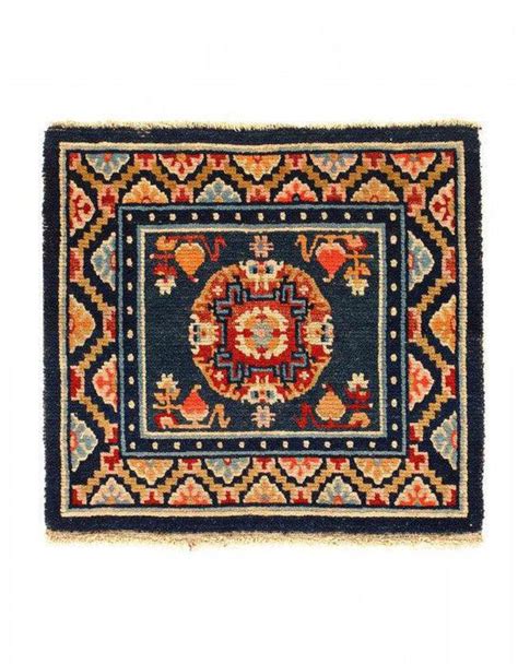 Isabelline Saraphine Oriental Handmade Square 2'6" x 2'6" Cotton/Wool