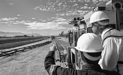 labor delivers  hit  wa companies  metronet projects