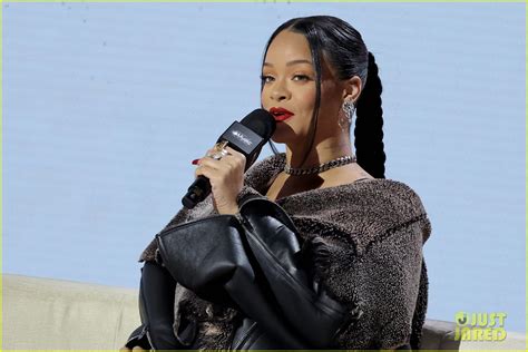 Rihanna S Apple Music Halftime Show Press Conference Watch Live