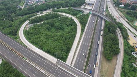 Ada Yang Sudah Berusia Tahun Ini Ruas Jalan Tol Tertua Di