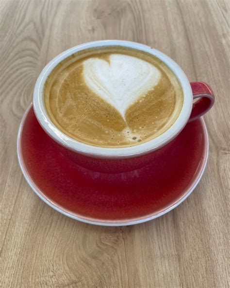 Lam’s Bakery Cafe (@lamsbakerycafe) • Instagram photos and videos