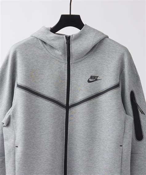 Nike（ナイキ）の「【nike ナイキ】 Tech Fleece Hoodie テックフリース パーカ（パーカー）」 Wear