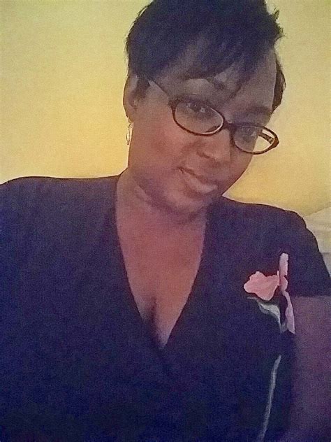 Mature Ebony Named Erica ShesFreaky