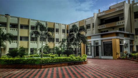 Chelammal Matric Hr Sec School In Crawford Colony Trichy