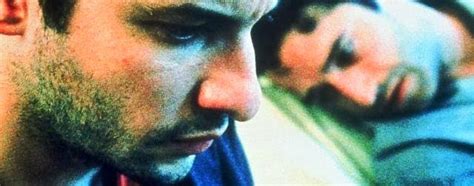 Crítica de Su hermano 2002 Cine Gay Org