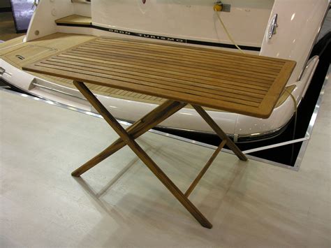 Мебель из тика