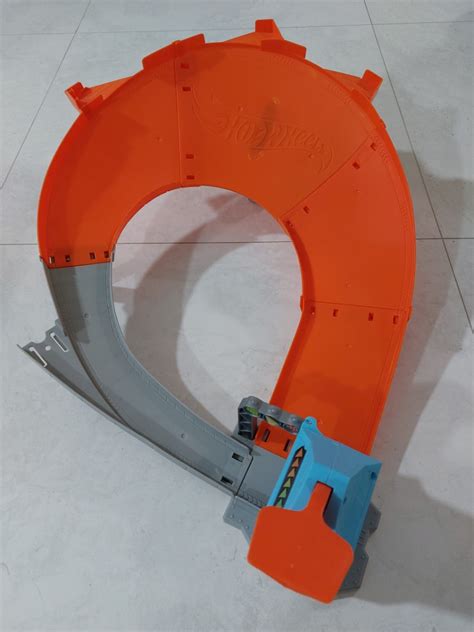 Hot Wheels Drift Master Champion Action Playset Gbf Authentic Drifting Action Hobbies