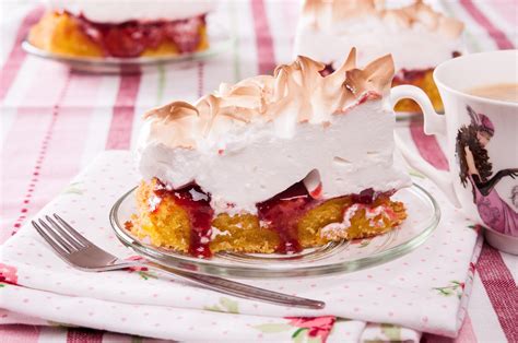 Рецепта за сладкиш Дамски каприз. Лесна рецепта за класическия и обичан ...