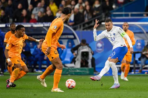 Πιο έτοιμη η Γαλλία στο 1.65 - Sportbet