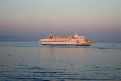 Passenger Ship Sea Water Transportation Ship Picture Image 133774570