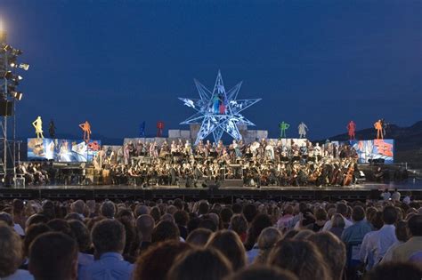 Andrea Bocelli Homecoming Concert In Lajatico Activitybreaks