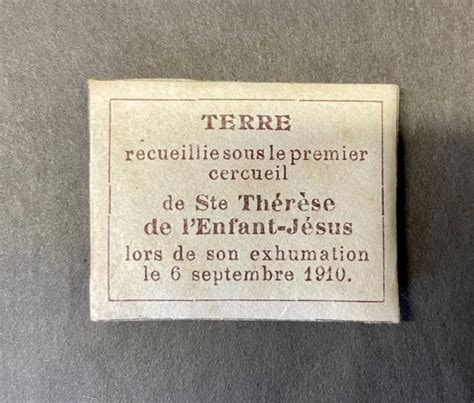 RELIQUAIRE PAPIER TERRE Recueillie Ste Thérèse De Lenfant Jésus