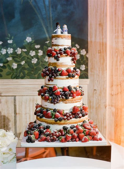 Rustic Naked Cake With Berries Artofit